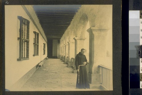 Corridor, Santa Barbara Mission