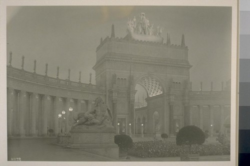 H278. [Court of the Universe (McKim, Mead and White, Architects). "Water" (Robert I. Aitken, sculptor); Arch of the Rising Sun, topped with "The Nations of the East" (A. Stirling Calder, Leo Lentelli, Frederick G. R. Roth, sculptors), illuminated.]