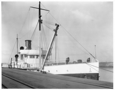 Freighters - Stockton: Unidentified freighter, port of Stockton