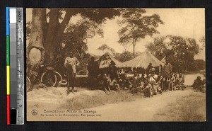 Men sitting by the road, Katanga, Congo, ca.1920-1940