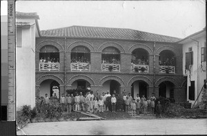 Pupils of the Lower Primary School, Fuzhou, Fujian, China, 1915