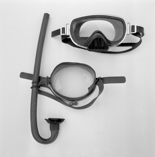 [Diving Equipment: Facemasks] 27 Sportsways Waterlung