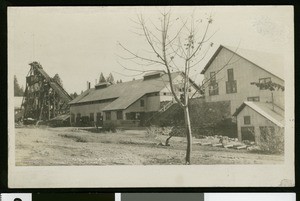 Nevada County Views, showing unidentified building, Grass Valley, ca.1910