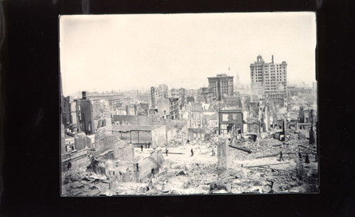 [View of San Francisco after the 1906 earthquake and fire]