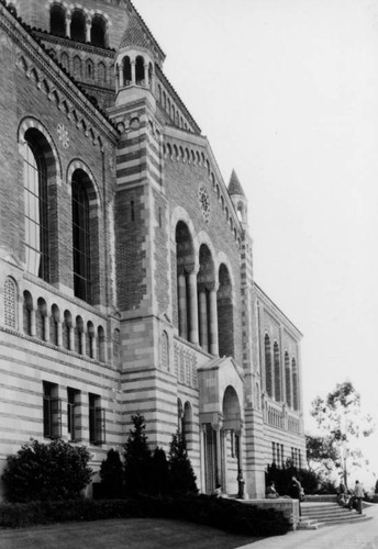 Main entrance, Powell Library at U.C.L.A