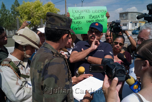 Military press briefing, Juárez, 2008