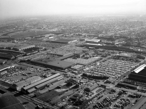 Ford Motor Co., Lincoln-Mercury Plant, looking southeast