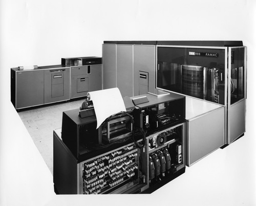 Image Showing an IBM 305 RAMAC Data Processing System — Calisphere
