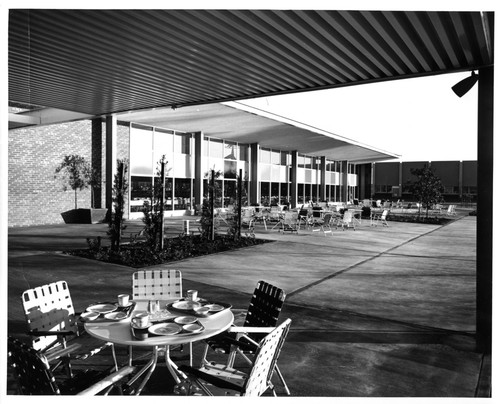 View of IBM San Jose Building 25 Outdoor Recreation Area