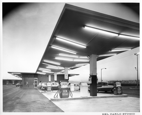View of the G.E.M. Gas Station at the San Jose G.E.M. Shopping Center