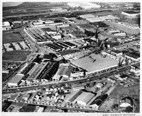 Aerial View of Pacific Manufacturing Co. and Pratt Low Preserving Co