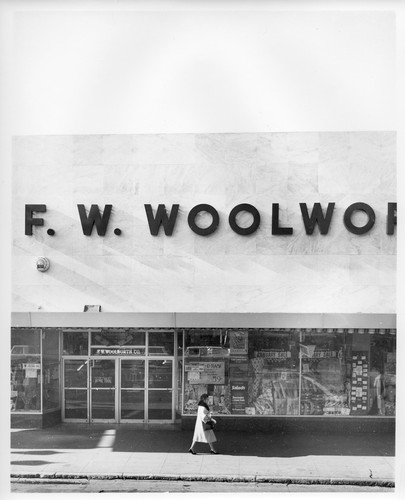 Image of the Front Entrance of the San Jose Woolworth Department Store