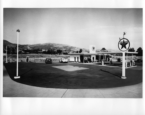 Image of a Texaco Gas Station in San Jose, California