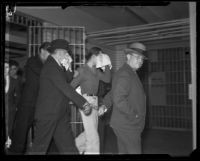 Sidney T. Graves handcuffed, Los Angeles, 1933