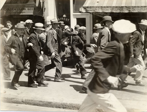 [Street scene during longshoremen's strike of 1934]