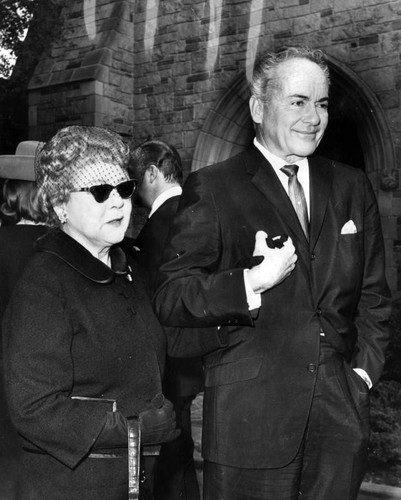 Mary Pickford at Jeanette MacDonald funeral