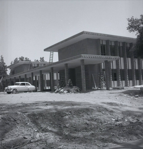 Kingston Hall construction, Harvey Mudd College