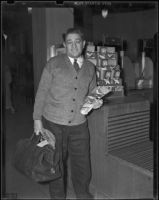 Isadore R. Edelstein, survivor of United Airlines crash at sea, Los Angeles, 1938