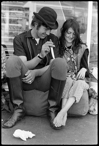 Gypsy couple with knife, Haight-Ashbury 1967