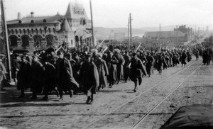 Troops marching in Vladivostok