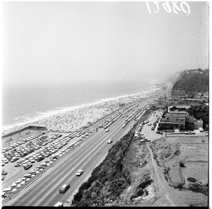 Beach crowd on Fourth of July, 1961