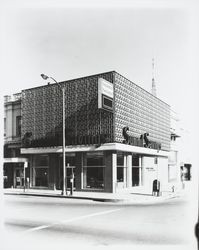Downtown branch of Summit Savings, Santa Rosa, California, 1966