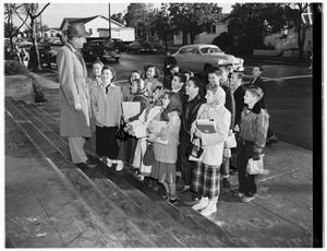 San Pedro schools close because of storm, 1952