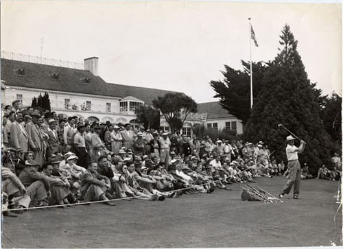 [Byron Nelson conducting a golf clinic at the California Country Club]