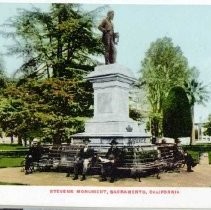 Steven's Monument, Plaza Park