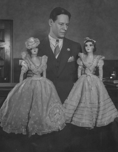 Bert R. Wallis and dolls