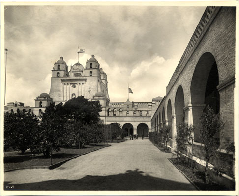 [California Building at the Panama-Pacific International Exposition]