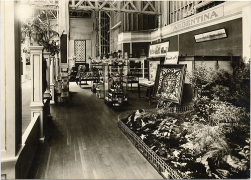 [Argentine exhibit inside the Palace of Food Products, Panama-Pacific International Exposition]