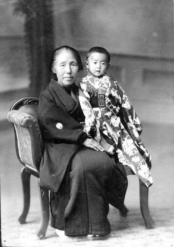 Jun Hatakeda's Sister Hatsuye and Aunt in Japan