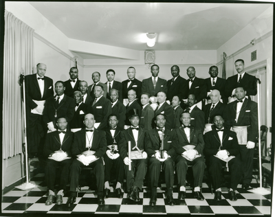 Group photograph of masons