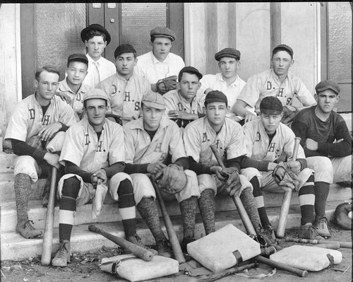 Dinuba High School Baseball Team, 1914