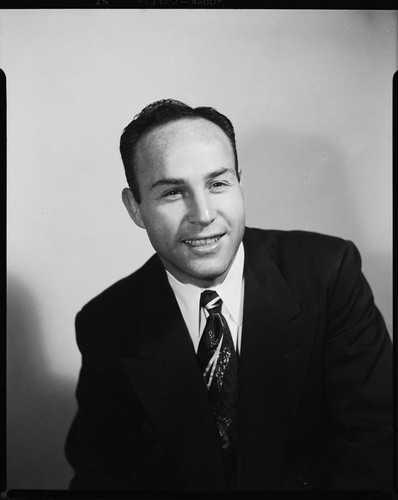 Man in suit and tie, 1954