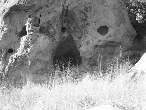Cave, Santa Susana Mountains