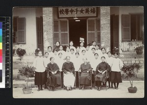 Middle School pupils of Pei-ying Girls' School, Quanzhou, China, 1924