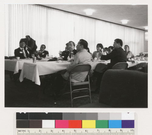 Kurt Lauridsen, Johnson Chu, Mary Ann Skrivanich, Susan O'Hara and unidentified people sitting at a table