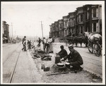 [Families at street kitchens. Unidentified location]