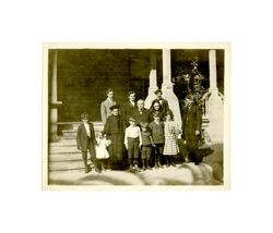 Isidore B. Dockweiler family, circa 1900s