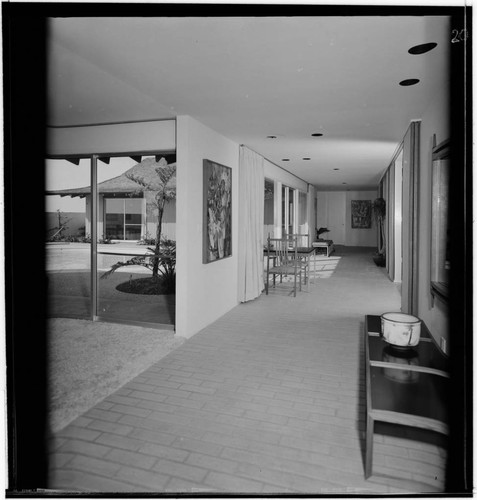 [Residences]. Interior