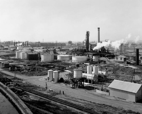 Associated Oil Co. refinery, Wilmington