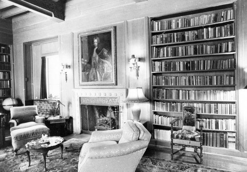 Harold Lloyd mansion library