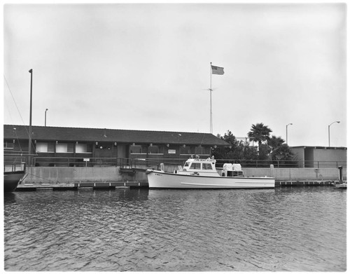 Fireboat at station No. 21