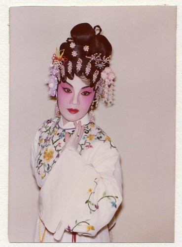 Leong Siu Sum, actress starring in Love on the run presented by The San Francisco Chinese Opera Troupe /
