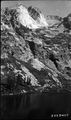 Trails, glacial steps, High Sierrra Trail between Hamilton Lake and Kaweah Gap, remarks: 4 picture panorama 01781-4, near right panel of a four panel panorama