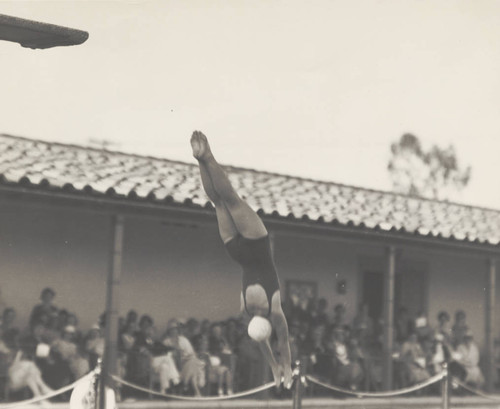 Diving competition, Scripps College