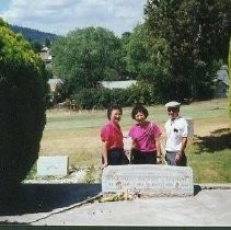 Tule Lake Linkville Cemetery Project 1989: JACLers Pose In Front of a Gravestone