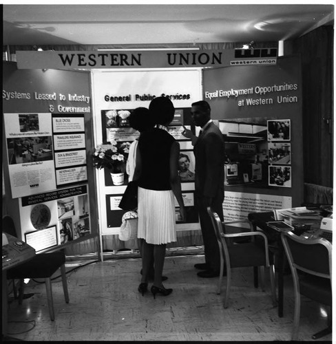 Western Union display, Los Angeles